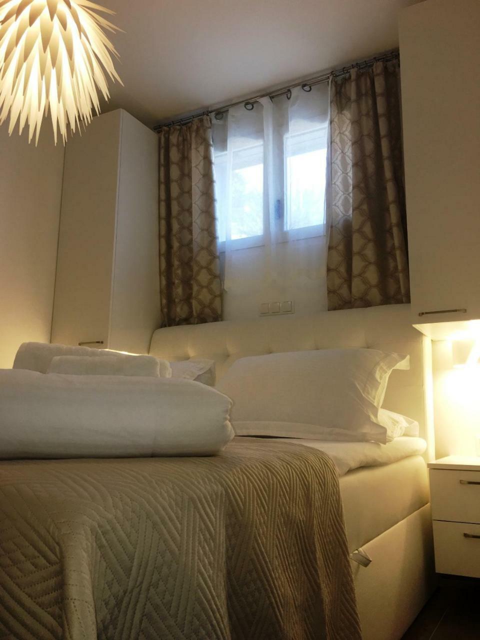 Holiday Hvar Lux Basina Kültér fotó